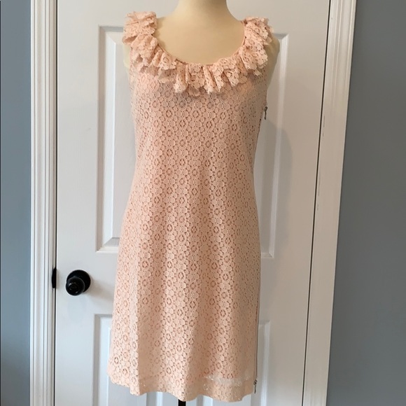 Cynthia Steffe Dresses & Skirts - Cynthia Steefe Seamline Lace Ruffle Dress NWT